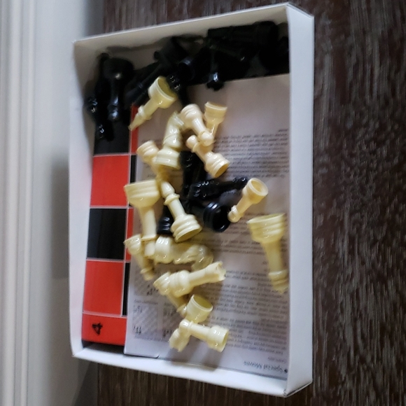 💖Host Pick💖COPY - Chess Set by Greenbrier International - Picture 10 of 12